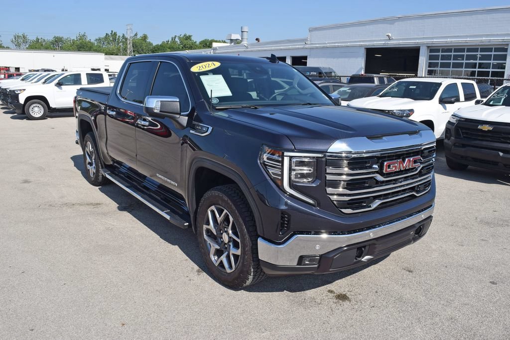 2024 GMC Sierra 4WD Crew Cab Short Box SLT's photo