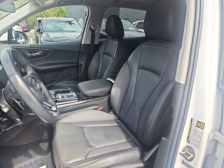 Used 2022 Carrara White Audi Premium image 14