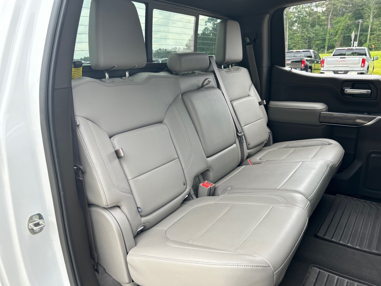 Used 2021 SUMMIT WHITE Chevrolet LTZ image 19