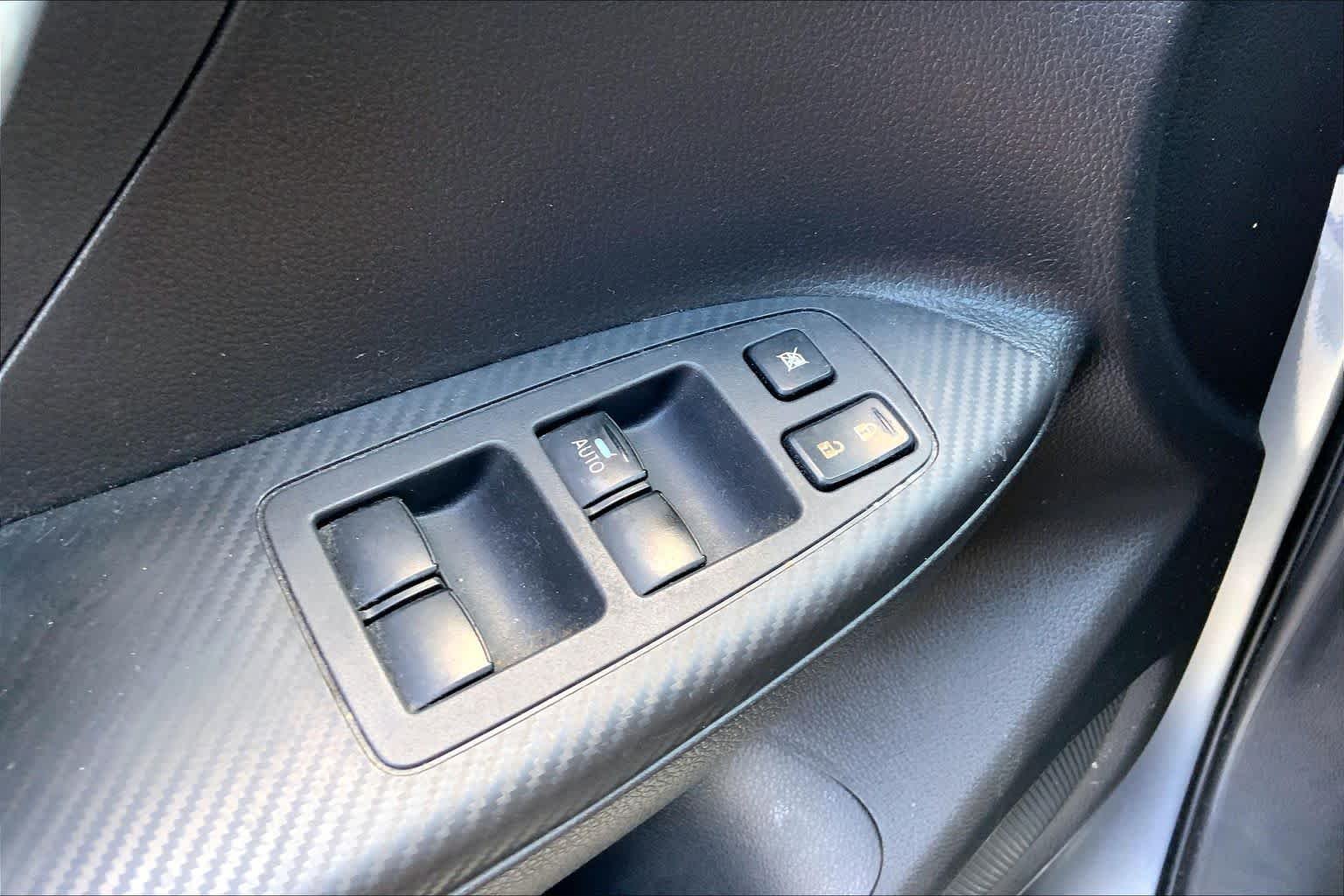 Used 2020 Gray Mitsubishi ES 1.5T image 34