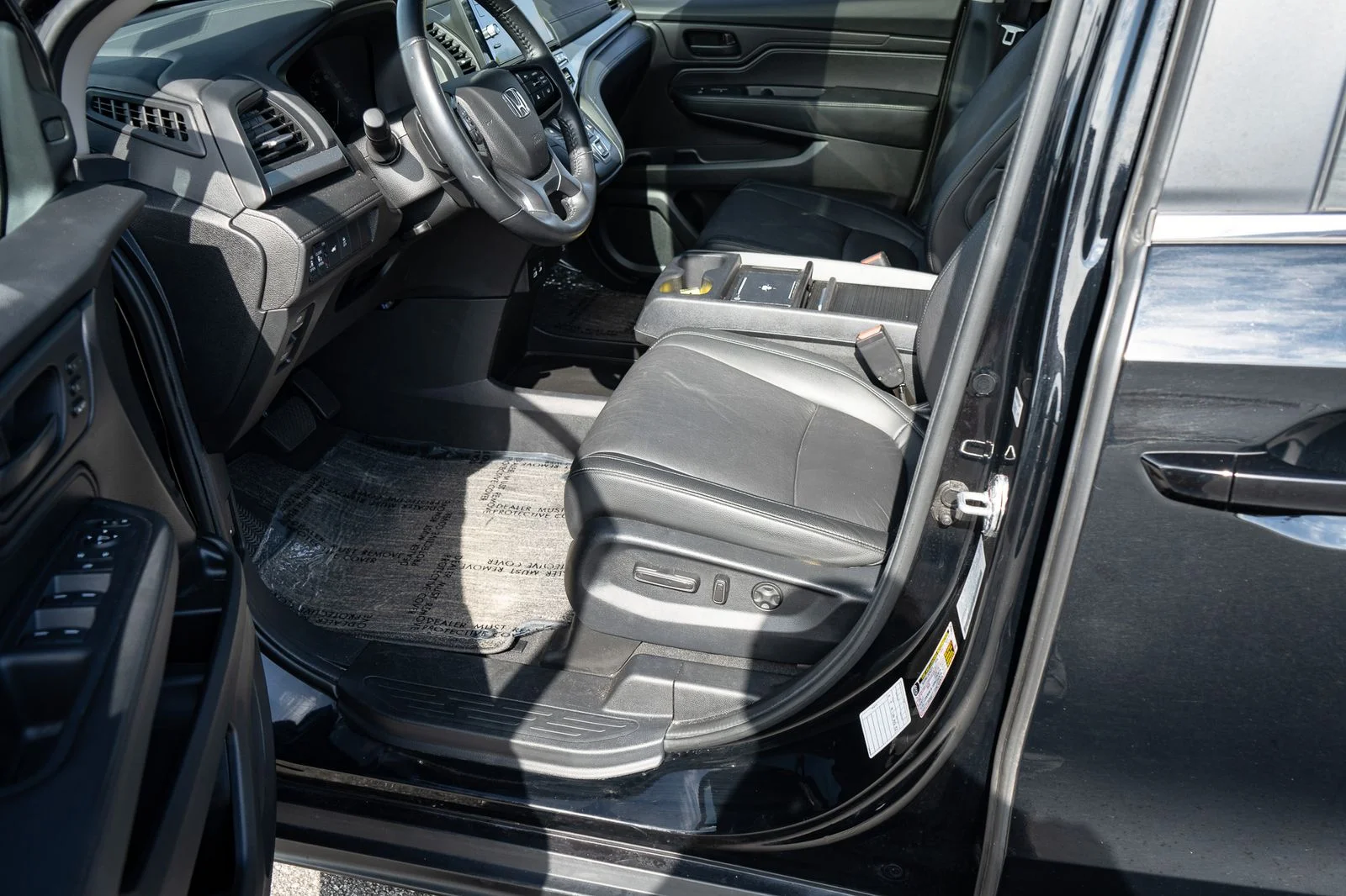 Used 2025 Black Honda EX-L image 18