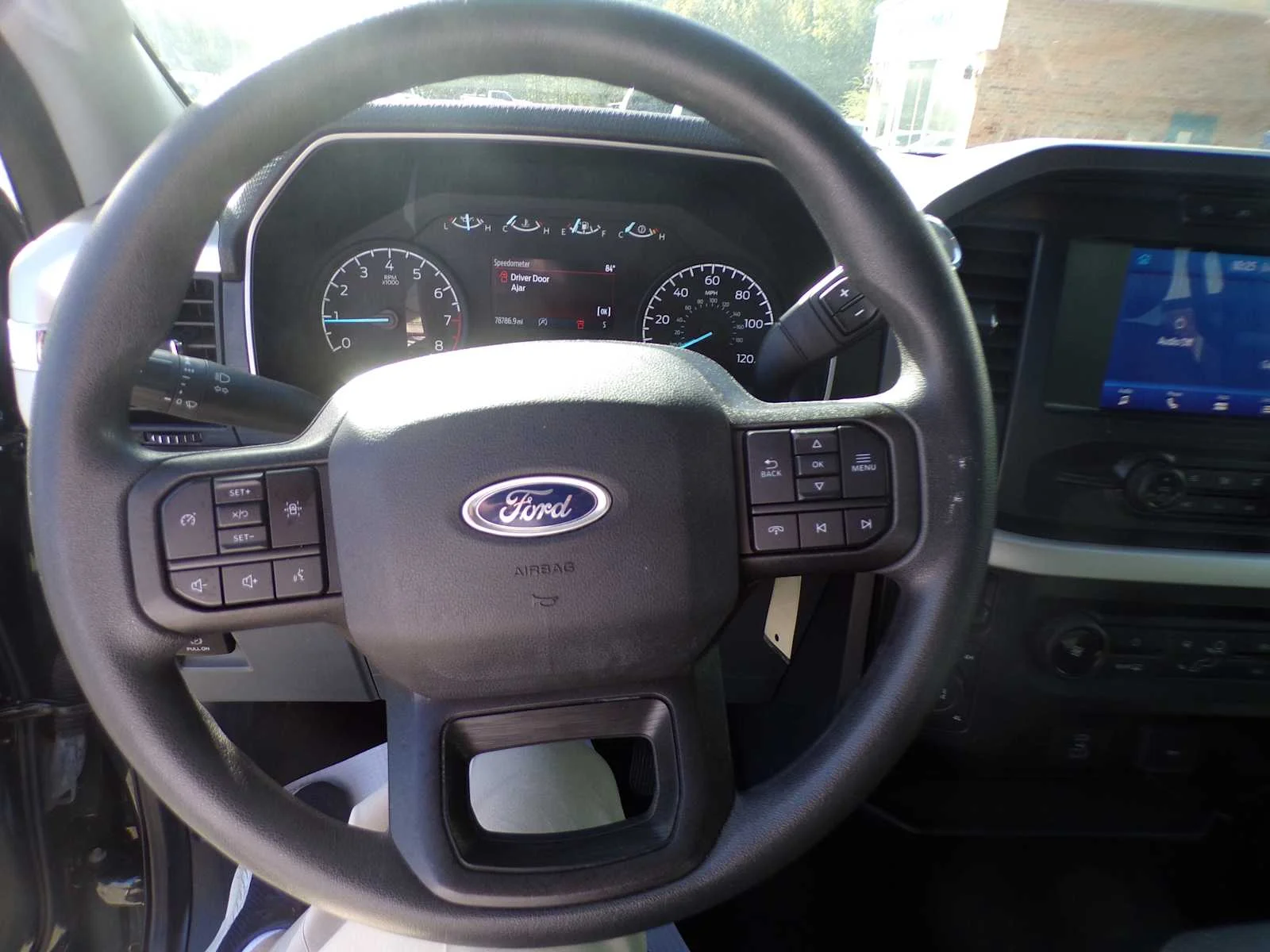 Used 2021 Guard Metallic Ford XLT image 11