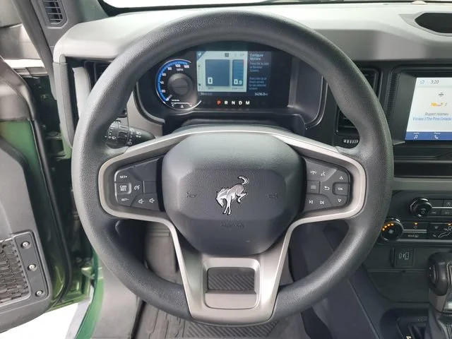 Used 2022 Eruption Green Ford Base image 15