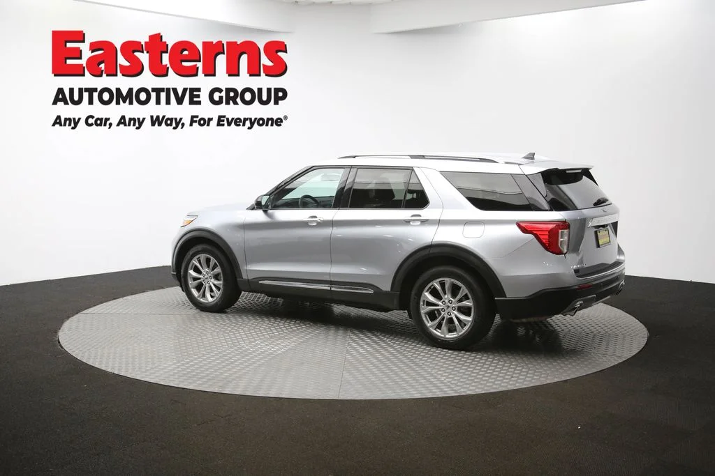 Used 2024 Silver Ford Limited image 63