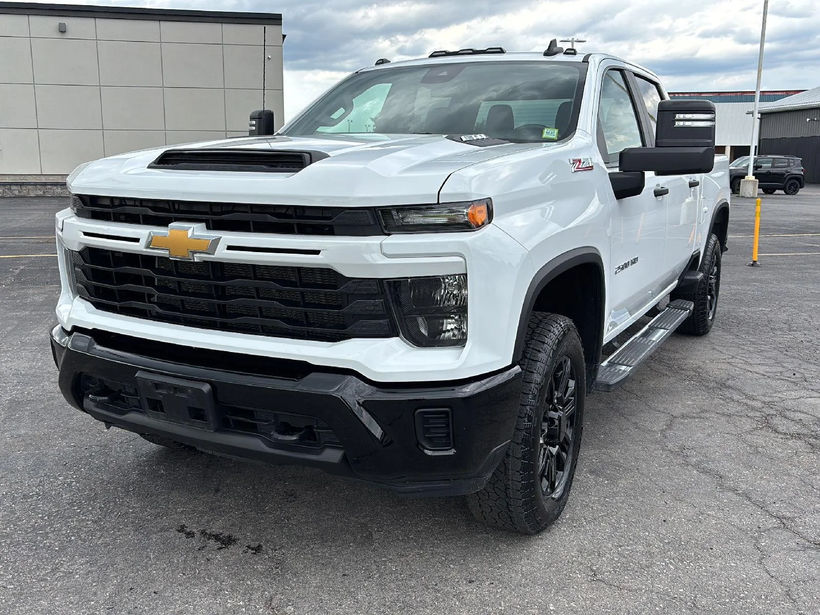 Used 2024 Summit White Chevrolet Custom image 12