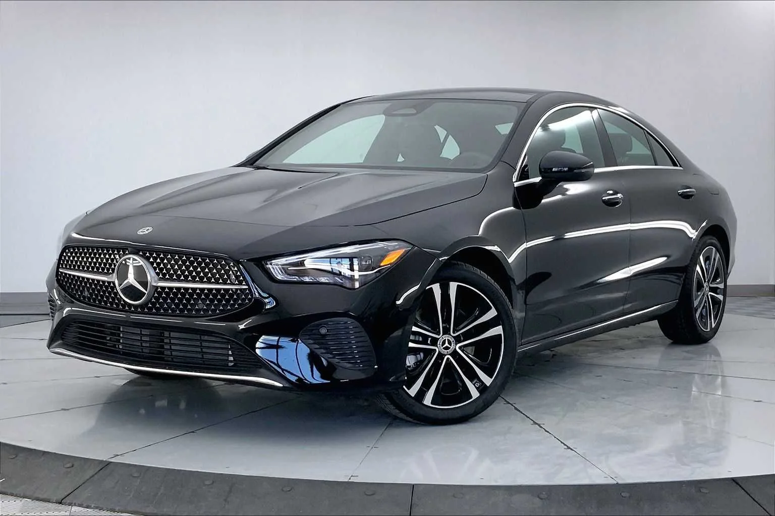 2025 Mercedes-Benz CLA CLA 250 4MATIC's photo
