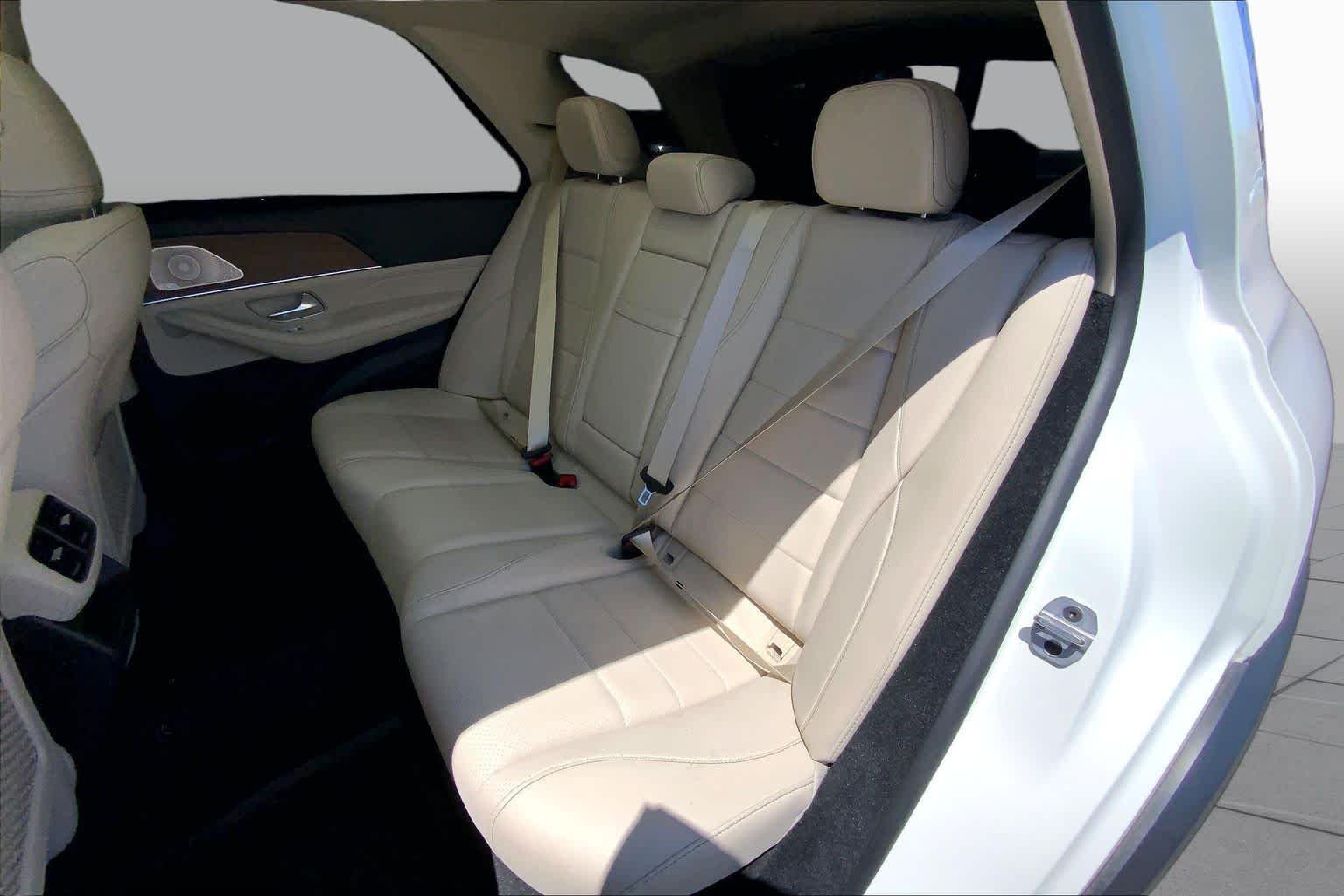 Used 2022 Polar White Mercedes-Benz GLE 350 image 20