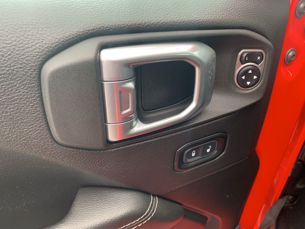 2021 Jeep Wrangler Unlimited Sahara - Photo 9