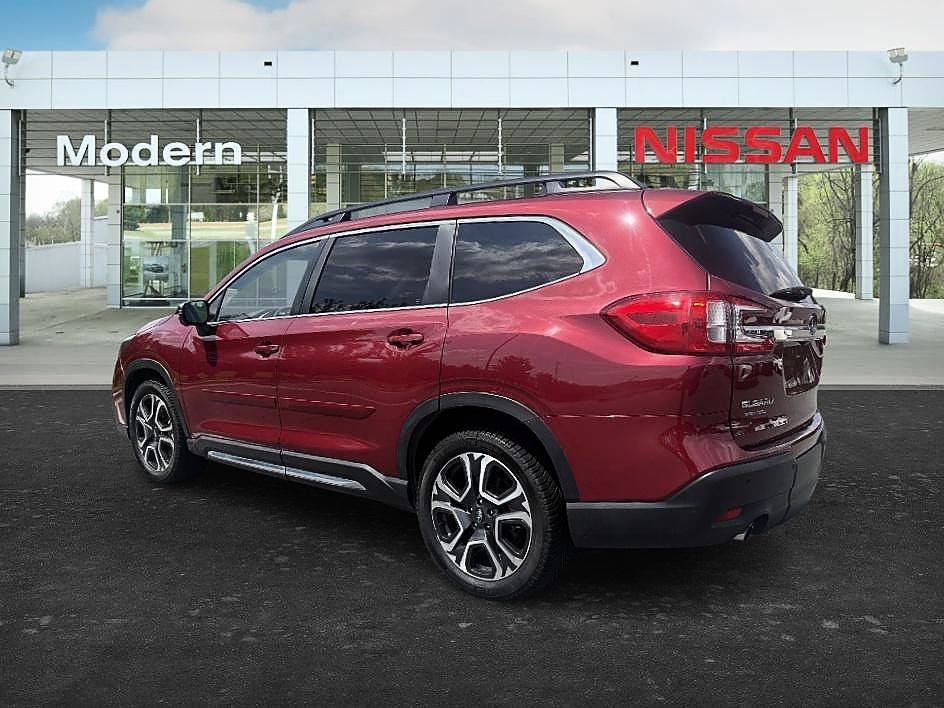 Used 2023 Crimson Red Pearl Subaru Limited image 3