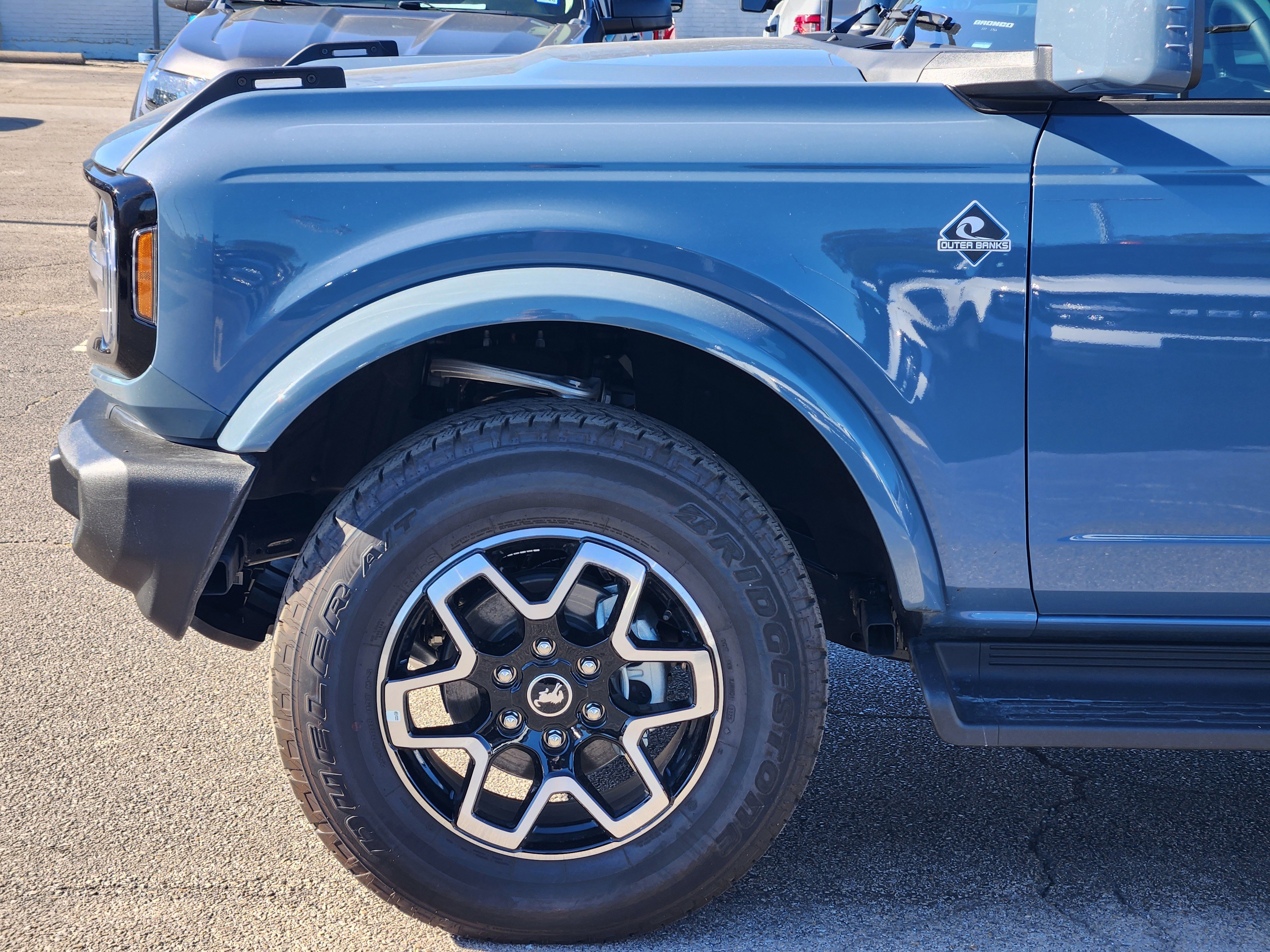 2025 Ford Bronco 4-Door Outer Banks - Photo 6