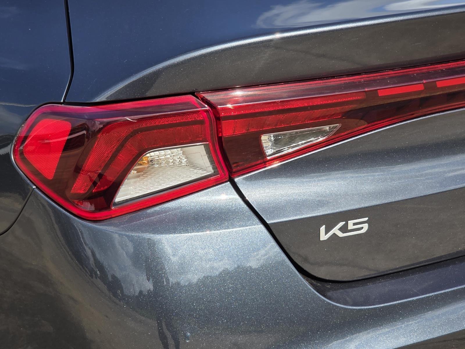 Used 2024 Gravity Gray Kia LXS image 9