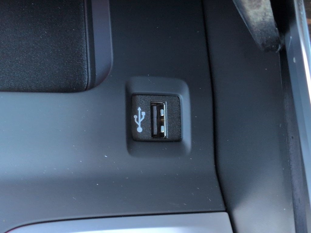 New 2027 Black Sapphire Metallic BMW xDrive40i image 22