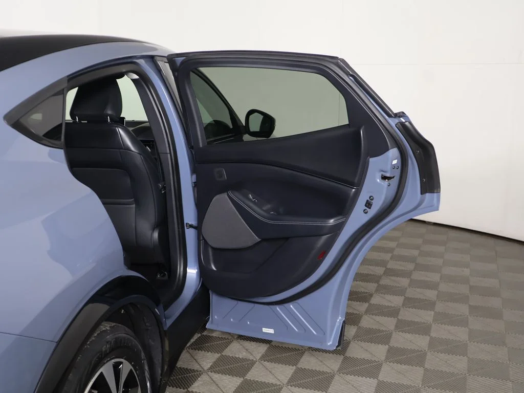 Used 2023 Blue Ford Premium image 26