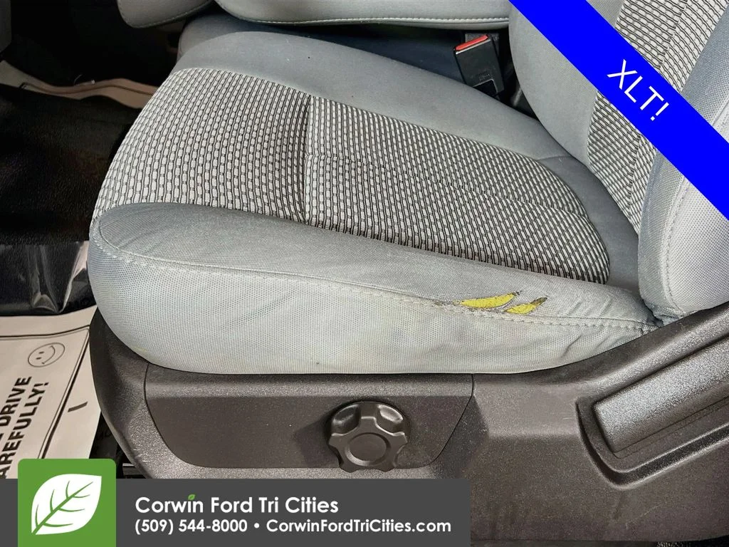 Used 2012 Oxford White Ford XLT image 21