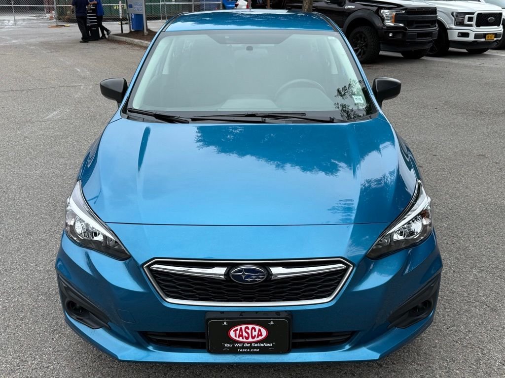 Used 2019 Blue Subaru 2.0i image 2