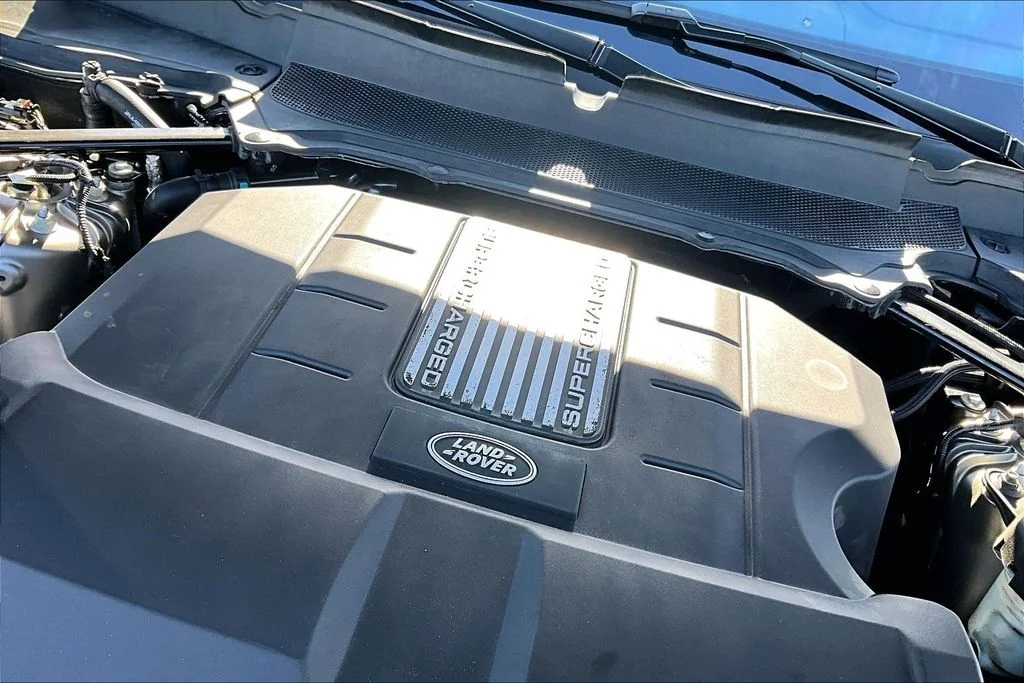 Used 2021 Silver Land Rover Westminster image 34