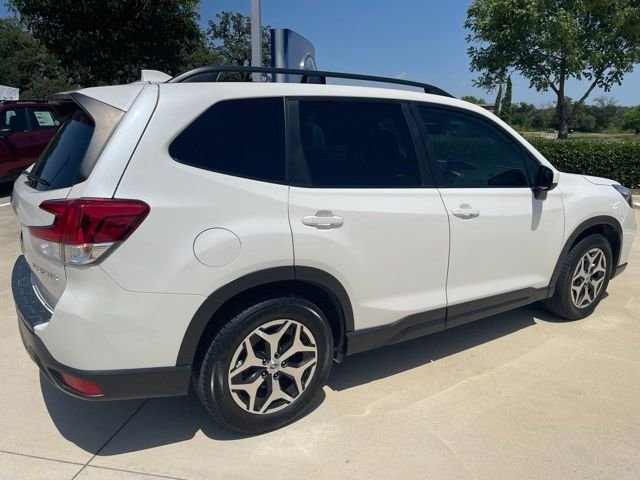 Used 2021 White Subaru Premium image 3