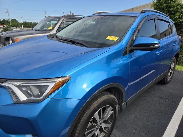 Used 2017 Blue Toyota XLE image 5