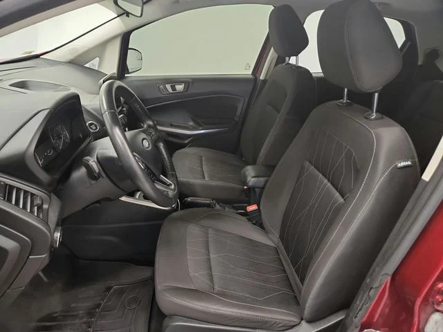 Used 2020 Red Ford SE image 19