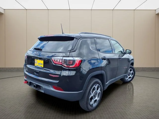 Used 2022 Black Jeep Trailhawk image 6