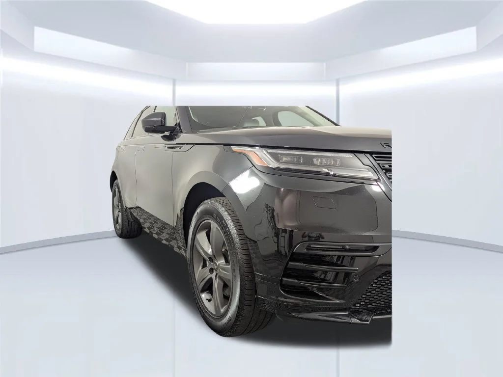 Certified Used 2025 Black Land Rover Dynamic SE image 54