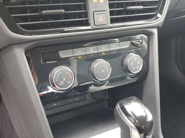 New 2026 Black Volkswagen 1.5T S image 20