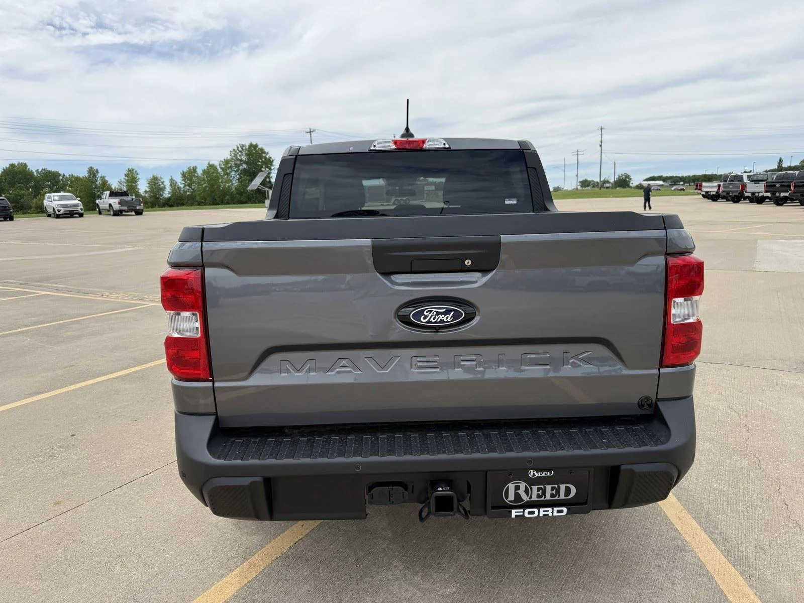 New 2026 Carbonized Gray Metallic Ford XL image 8