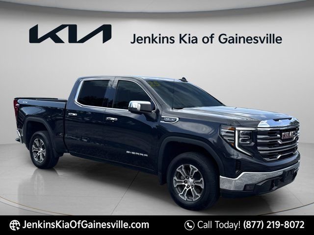 Used 2025 Silver GMC SLT image 1