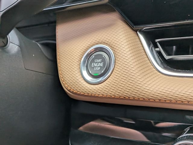 Used 2026 Green Chevrolet ACTIV image 31