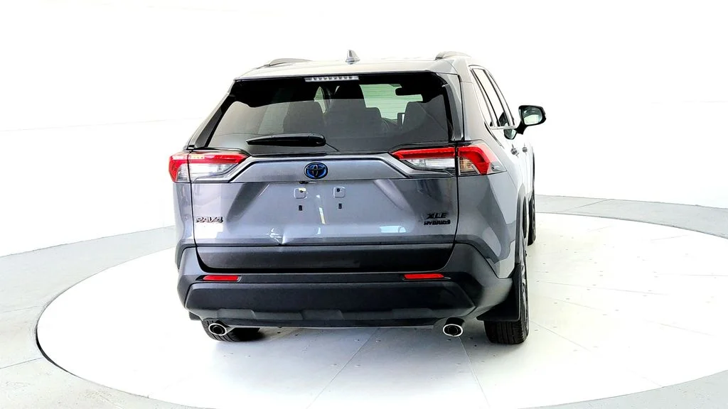 Certified Used 2023 Gray Toyota XLE Premium image 5