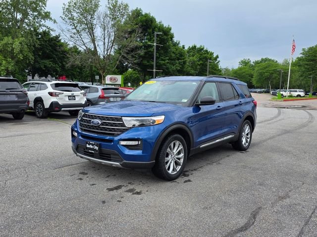 Used 2020 Blue Metallic Ford XLT image 4