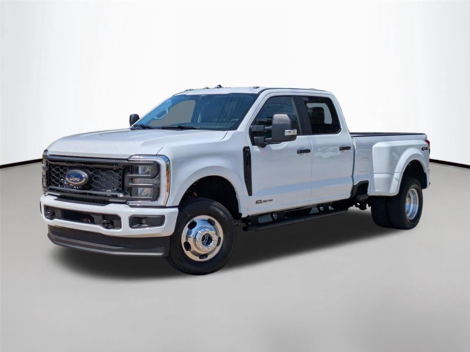 New 2026 Oxford White Ford F-350® XL image 1