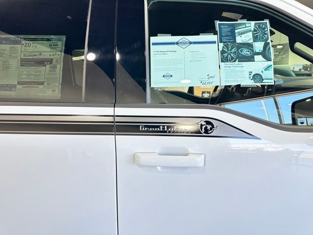 New 2026 Oxford White Ford XLT image 11