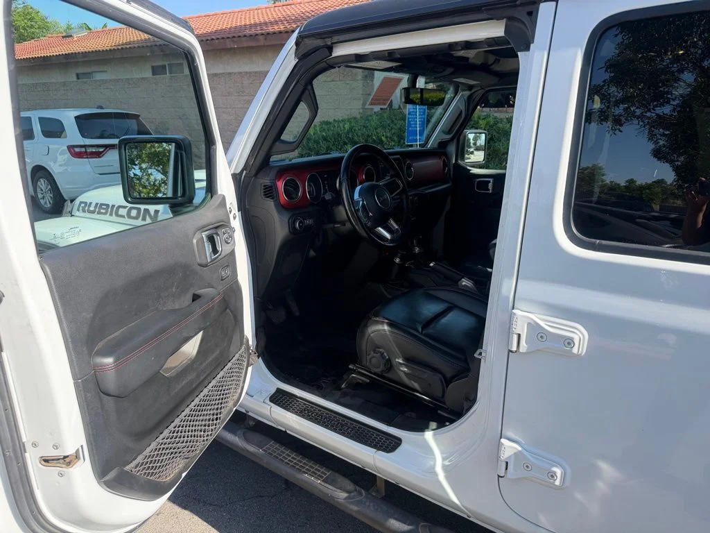 Used 2021 White Jeep Unlimited Rubicon image 18