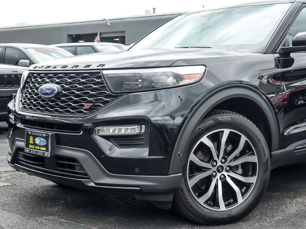 Used 2020 Agate Black Metallic Ford ST image 2