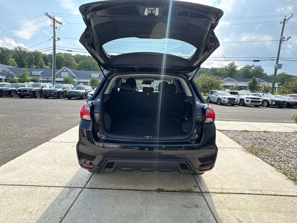 New 2026 Black Mitsubishi  image 52