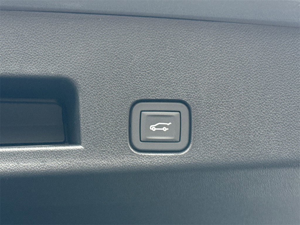 2026 GMC ACADIA - Image 34