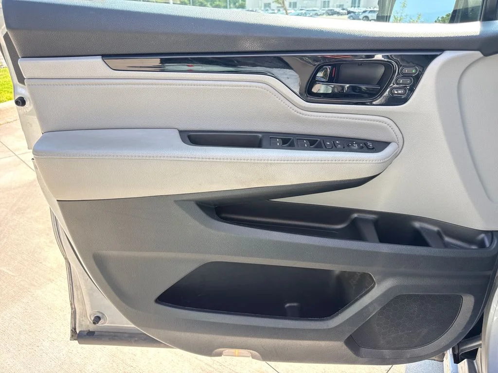 2021 Honda Odyssey Touring - Photo 13