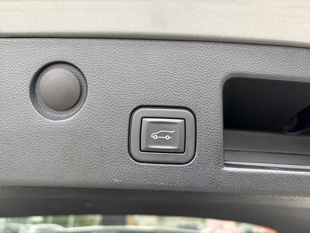 Used 2025 Gray Chevrolet LT image 24