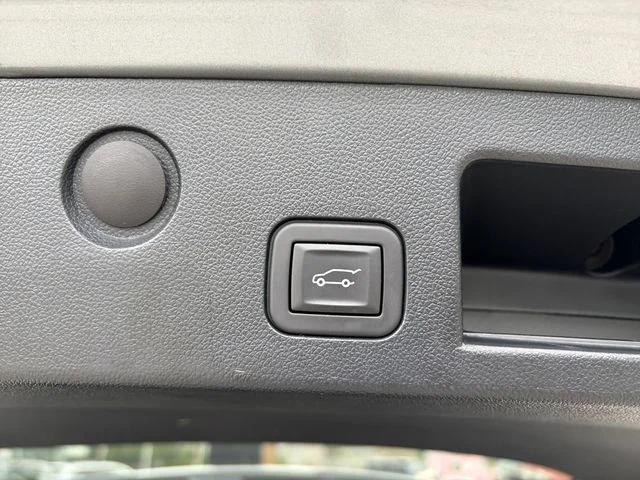Used 2025 Gray Chevrolet LT image 24
