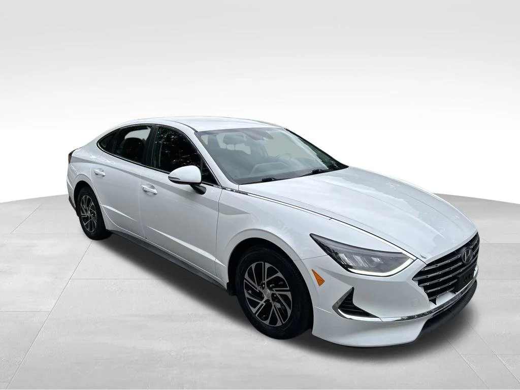 Used 2022 White Hyundai Blue image 8