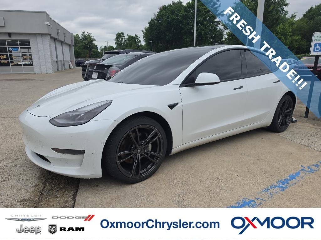 2021 Tesla Model 3 Long Range Dual Motor All-Wheel Drive's photo