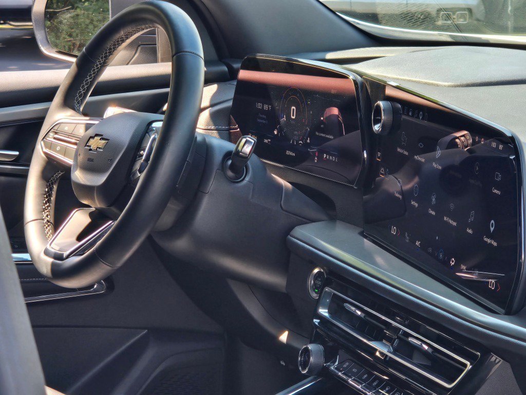 2026 Chevrolet Traverse LT - Photo 9