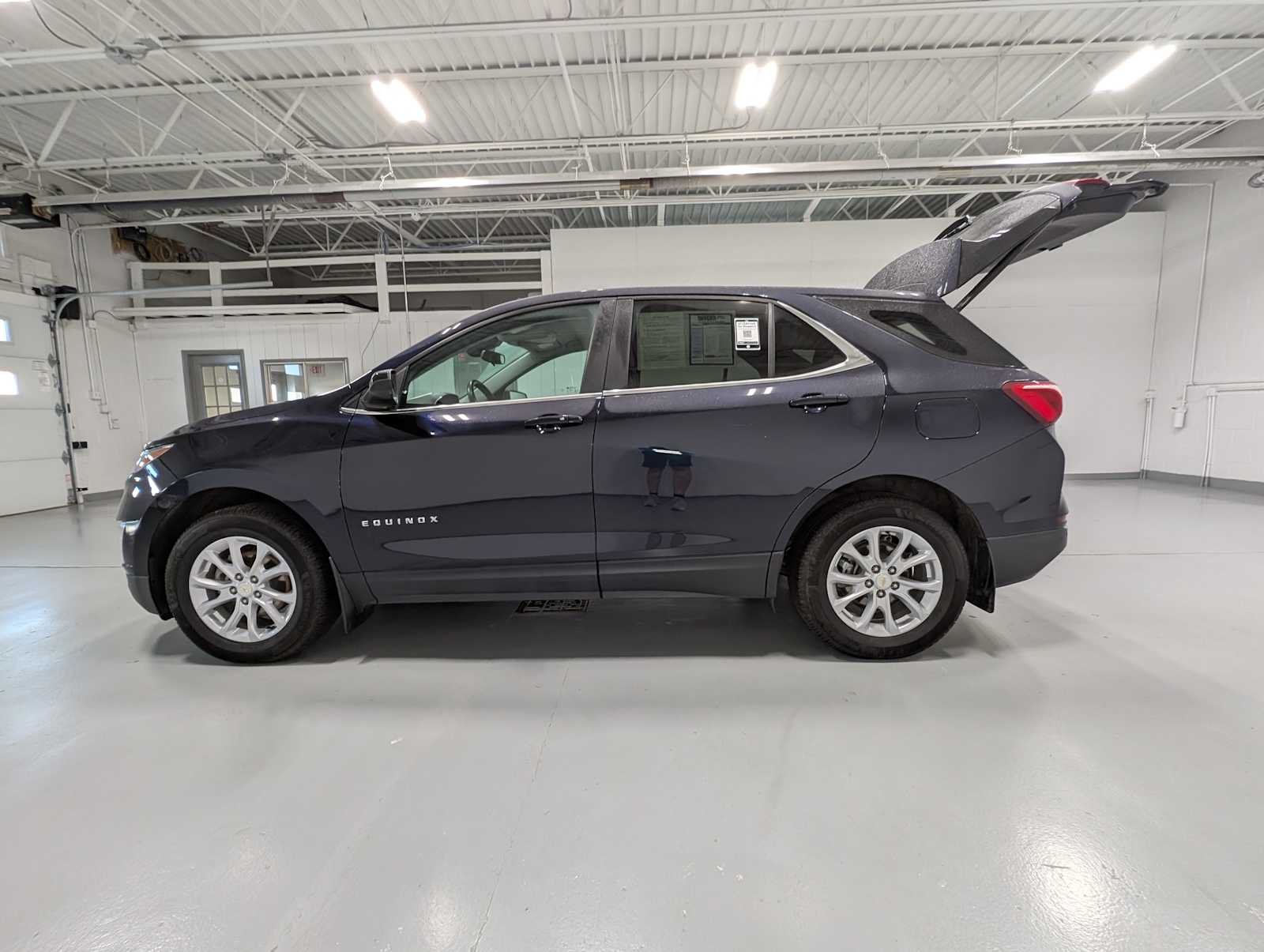 Used 2021 Midnight Blue Metallic Chevrolet LT image 9