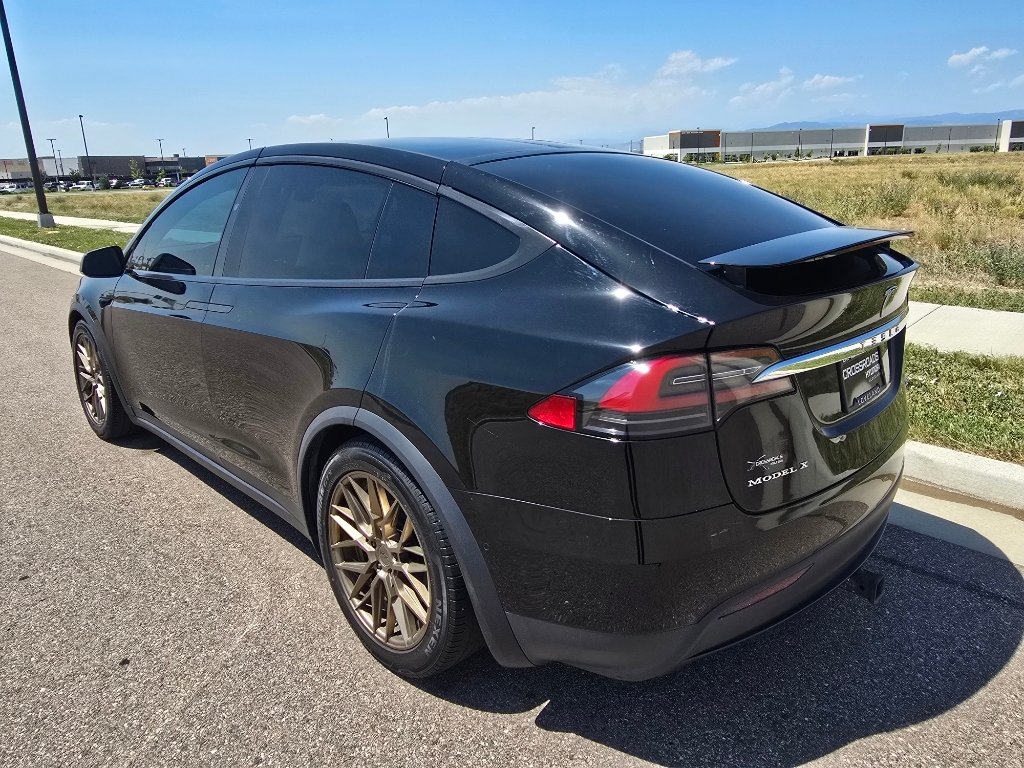 Used 2018 Tesla Model X 75D with VIN 5YJXCAE21JF138462 for sale in Loveland, CO