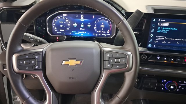 Used 2026 Summit White Chevrolet LTZ image 21