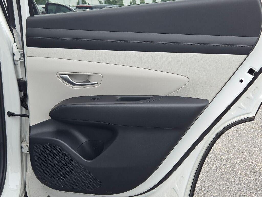 New 2025 Serenity White Pearl Hyundai SEL Convenience AWD image 13