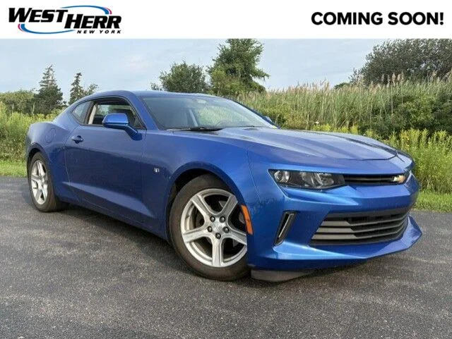 Used 2016 Hyper Blue Metallic Chevrolet 2LT image 1