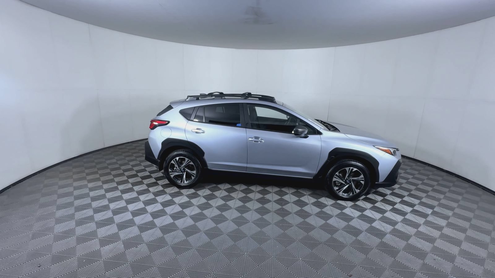 Certified Used 2025 Ice Silver Metallic Subaru Premium image 9