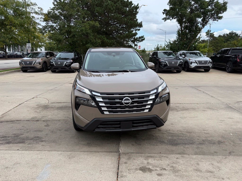 Used 2024 Beige/tan Nissan SV image 3